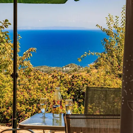 Zina Agios Dimitrios Апартаменты